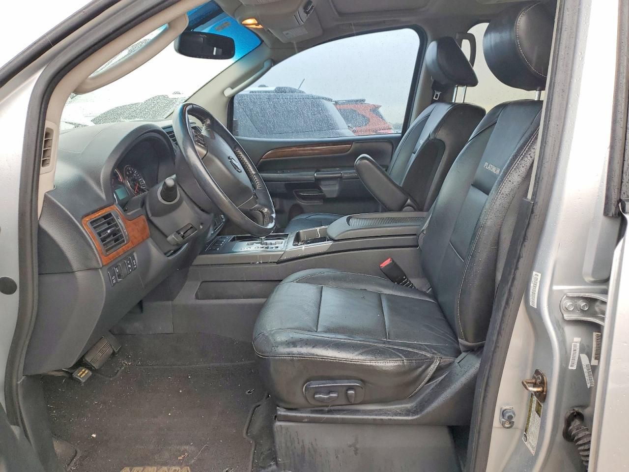 2011 Nissan Armada Platinum