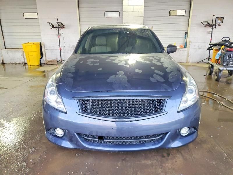 2012 Infiniti G37