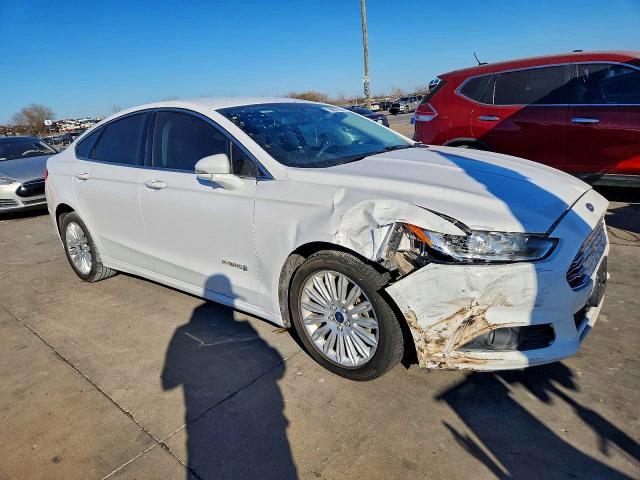 2014 Ford Fusion se Hybrid