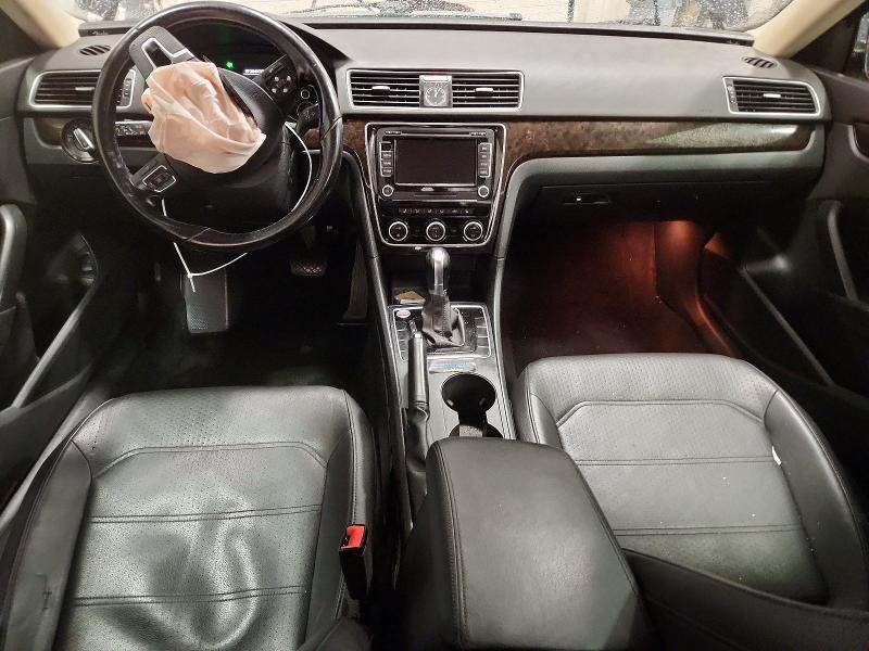 2015 Volkswagen Passat sel