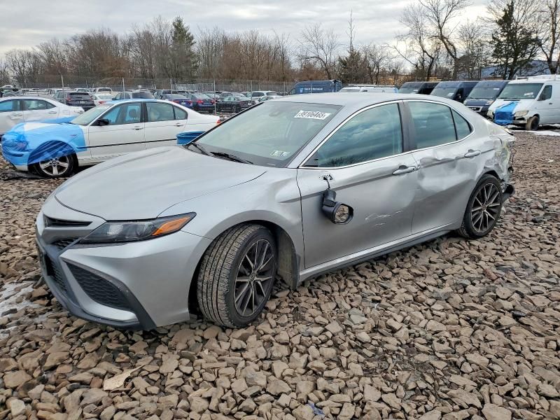2021 Toyota Camry se
