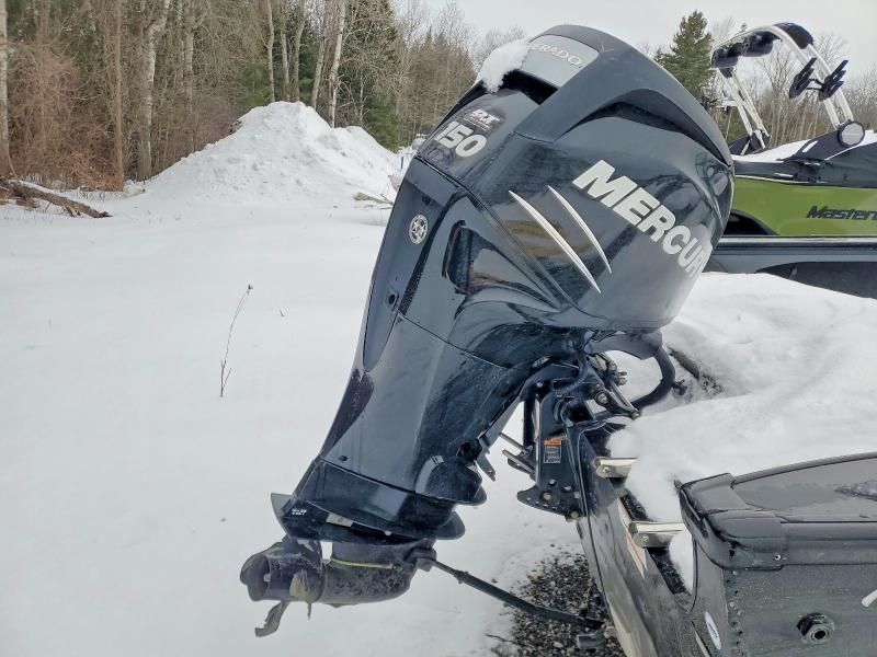 2012 Lund 18FT-1875 CROSSOVER, 50 MPH