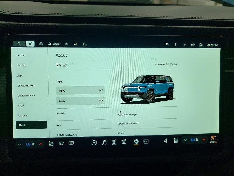 2023 Rivian R1S Adventure