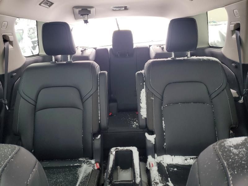 2025 Nissan Pathfinder sl