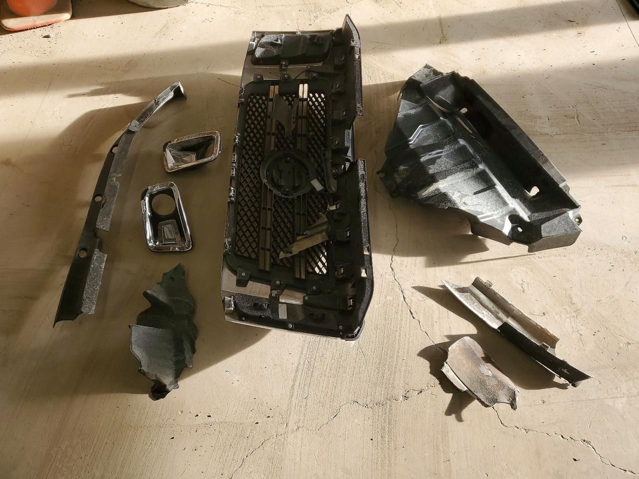 2017 Nissan Titan SL