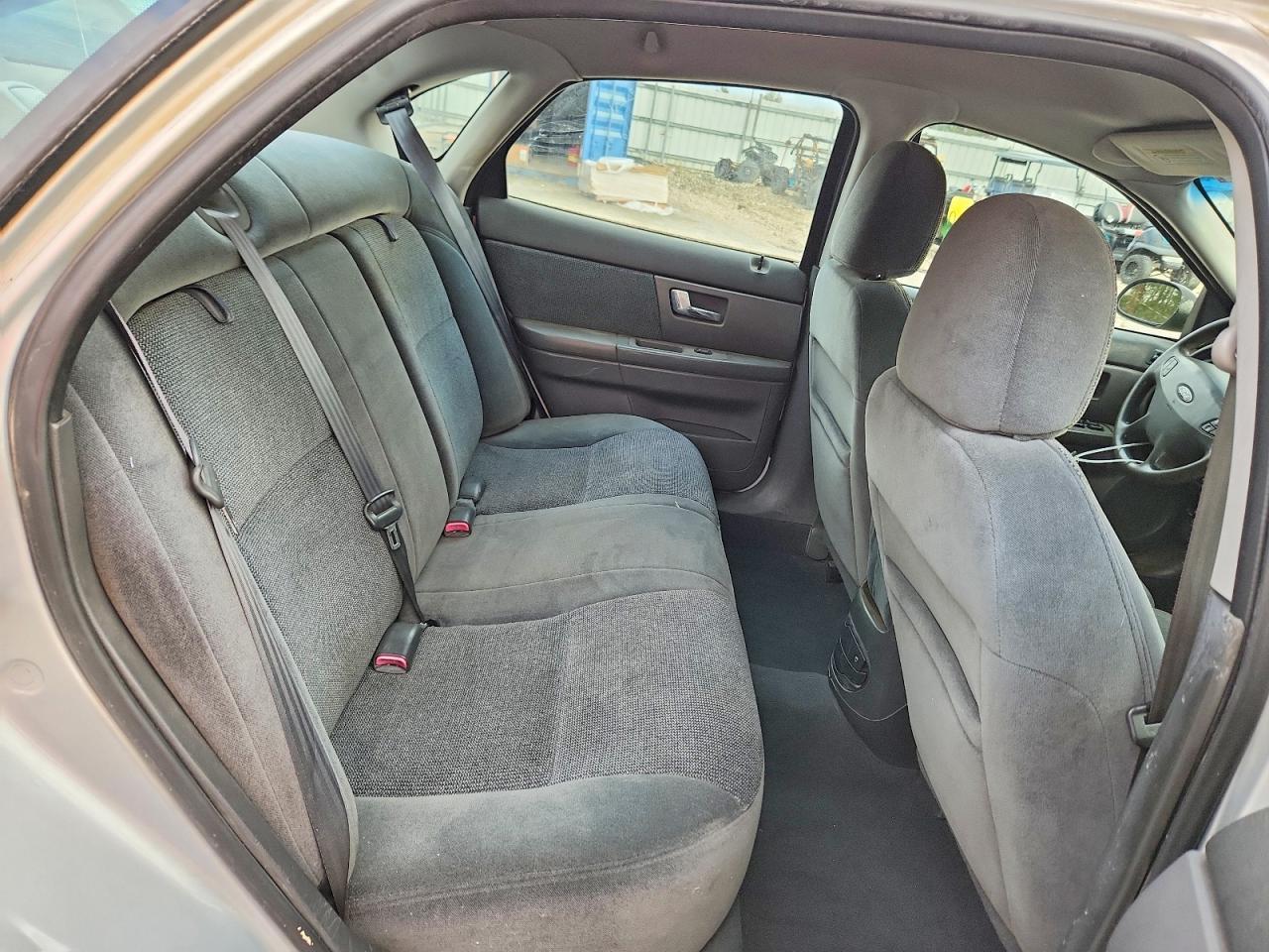 2000 Ford Taurus ses