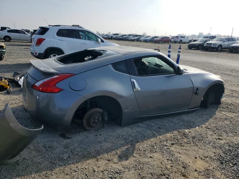 2011 Nissan 370z Base