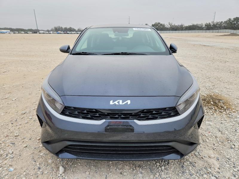 2024 KIA Forte lx