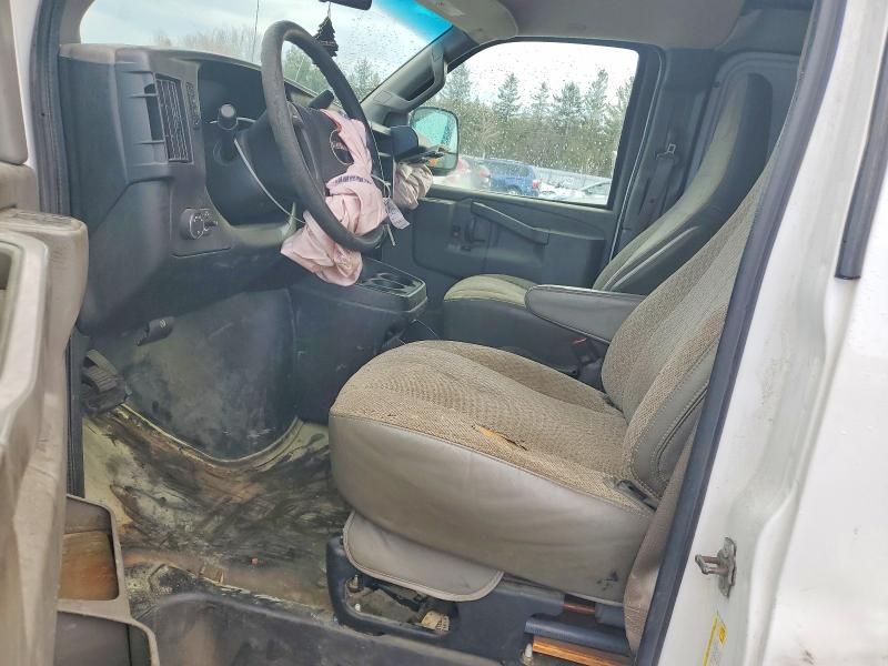 2017 GMC Savana G2500