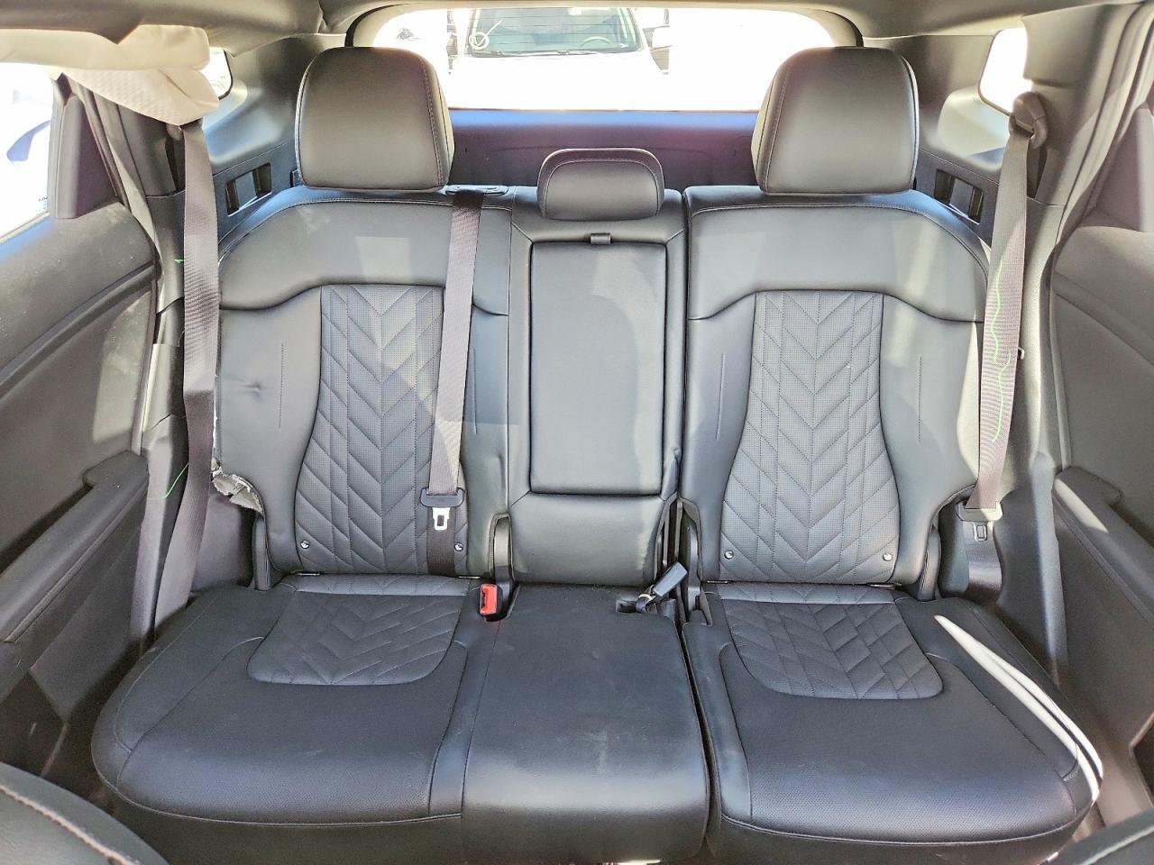 2025 KIA Sportage x Line