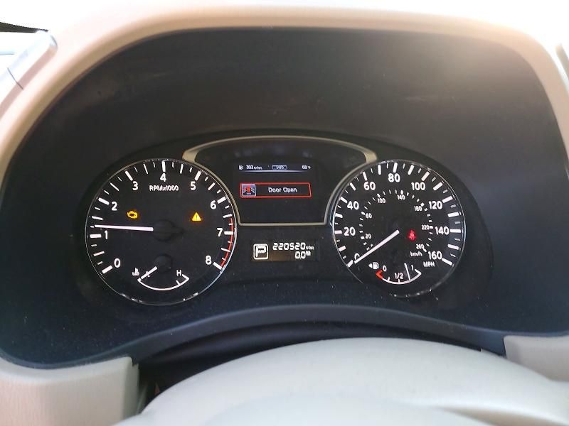 2014 Nissan Pathfinder s