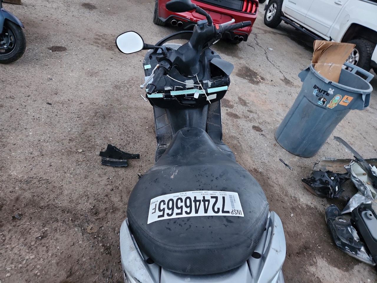 2014 Suzuki UH200