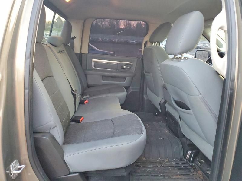 2013 Dodge Ram 1500 slt