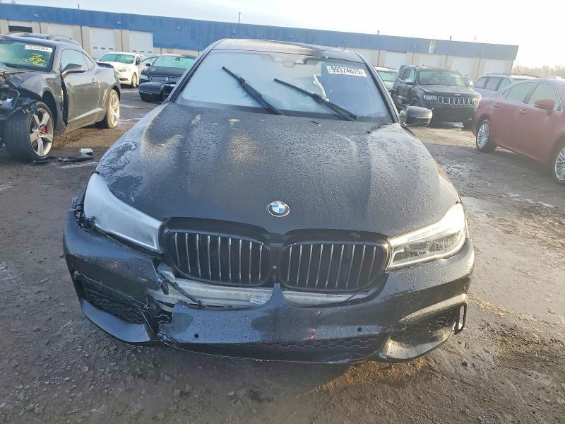 2017 BMW 750 xi