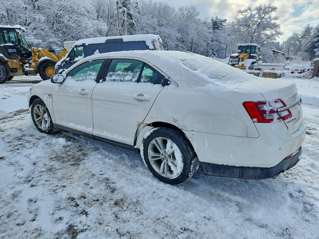 2019 Ford Taurus sel
