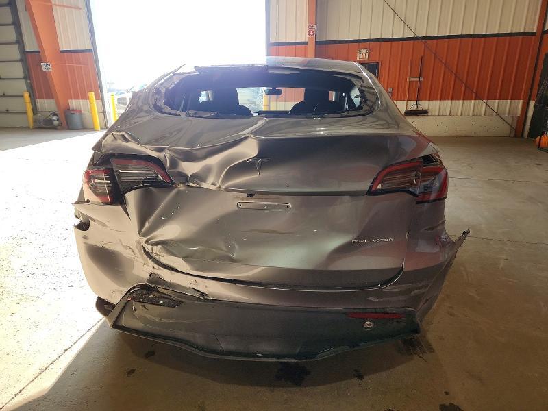 2025 Tesla Model y