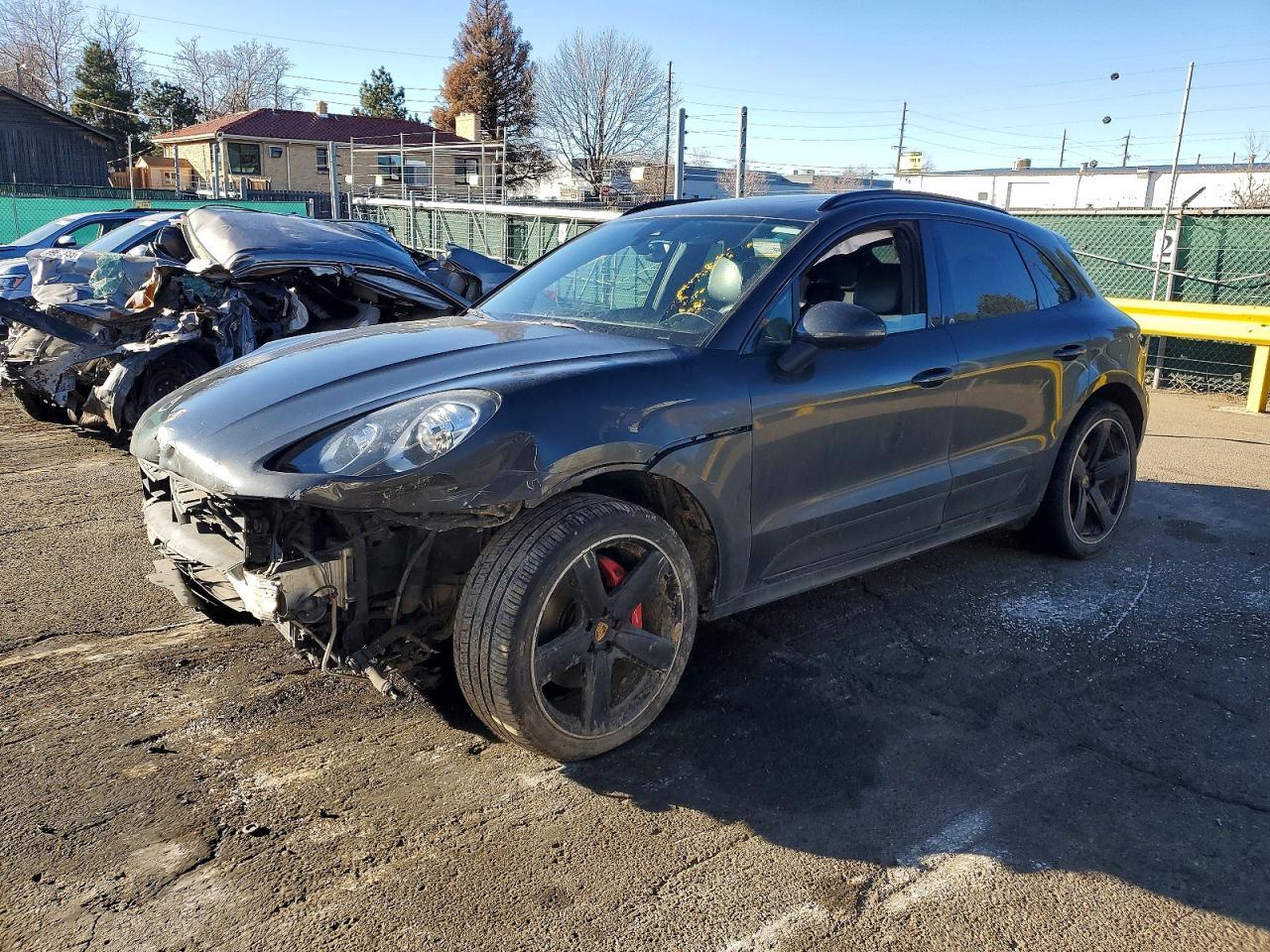 2018 Porsche Macan Turbo