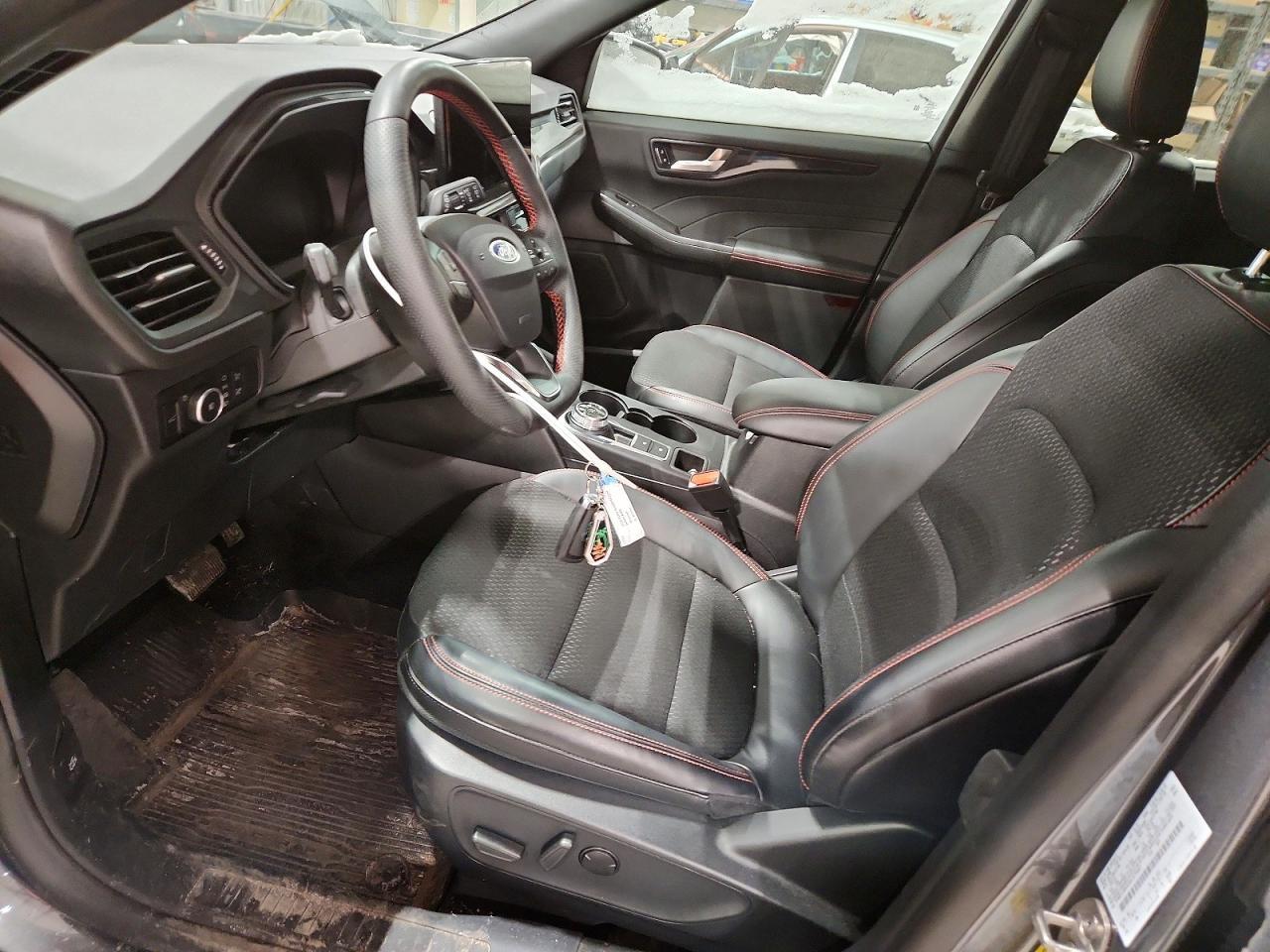 2025 Ford Escape st Line Select