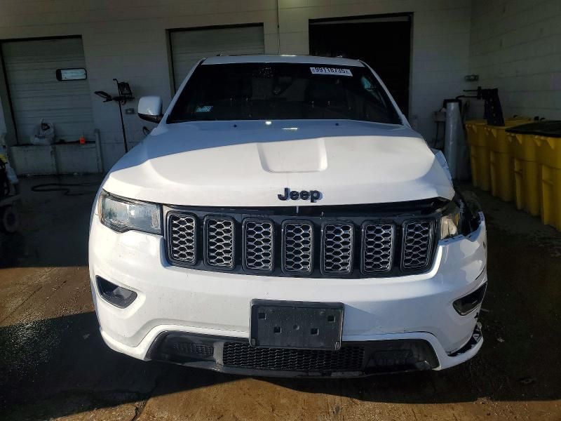 2019 Jeep Grand Cherokee Laredo