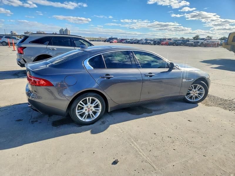 2017 Jaguar Xe Premium