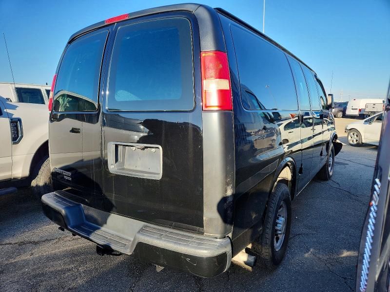 2014 Chevrolet Express G2500