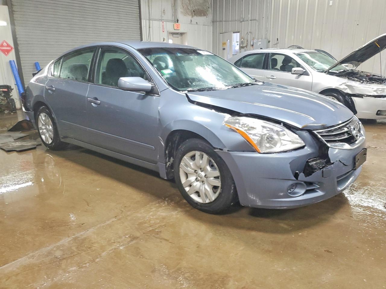 2011 Nissan Altima Base