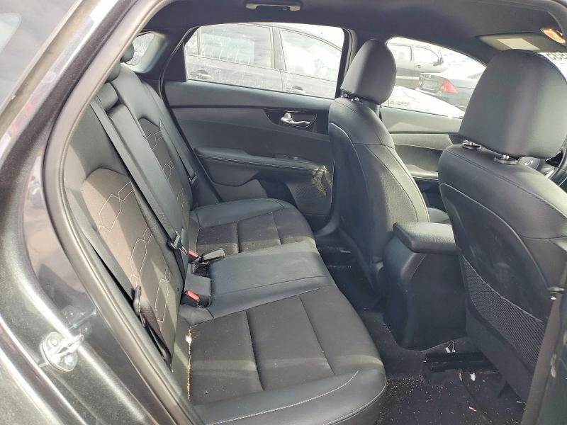 2024 KIA Forte gt Line