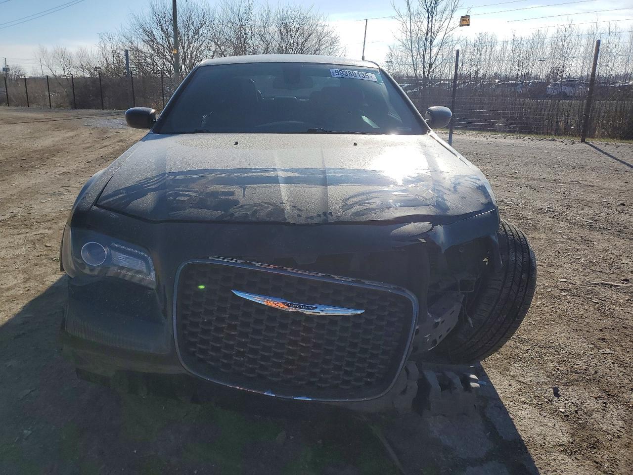 2017 Chrysler 300 s
