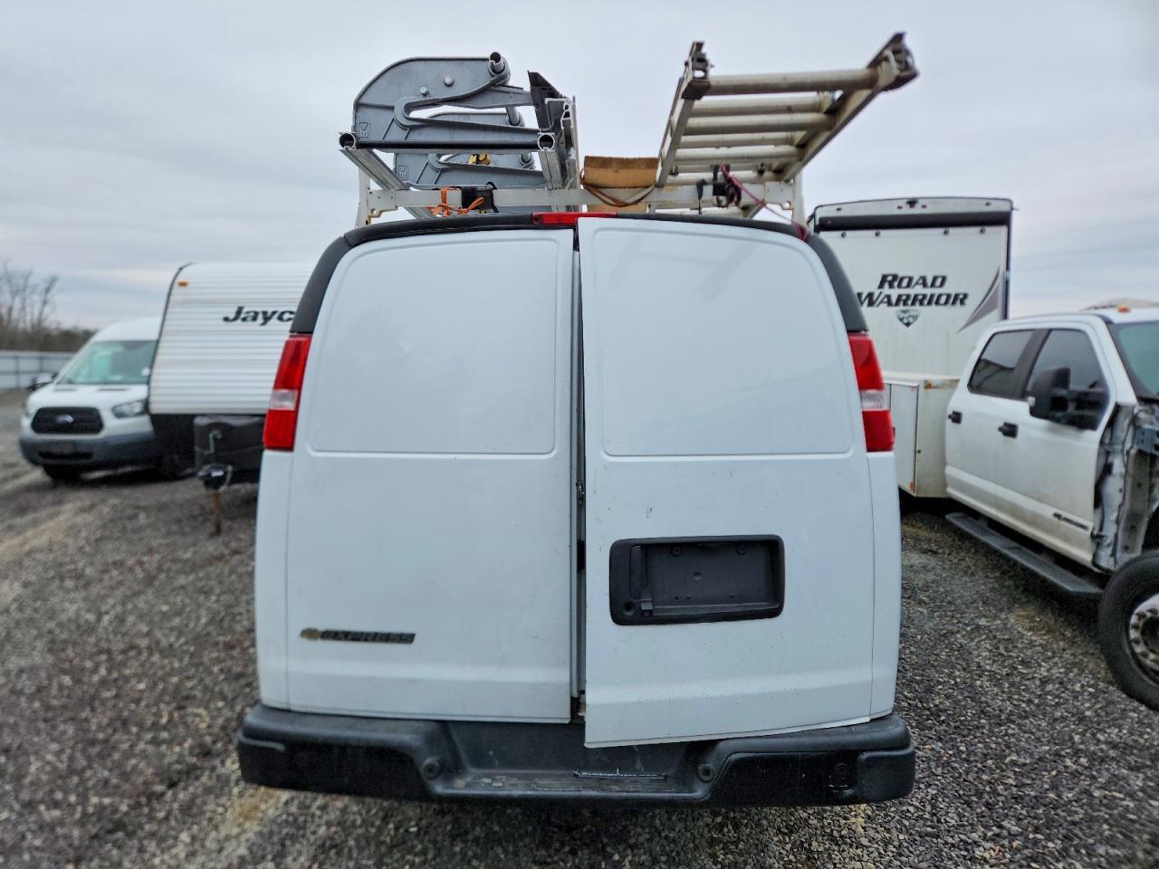 2021 Chevrolet Express 3500 Utility / Service Van