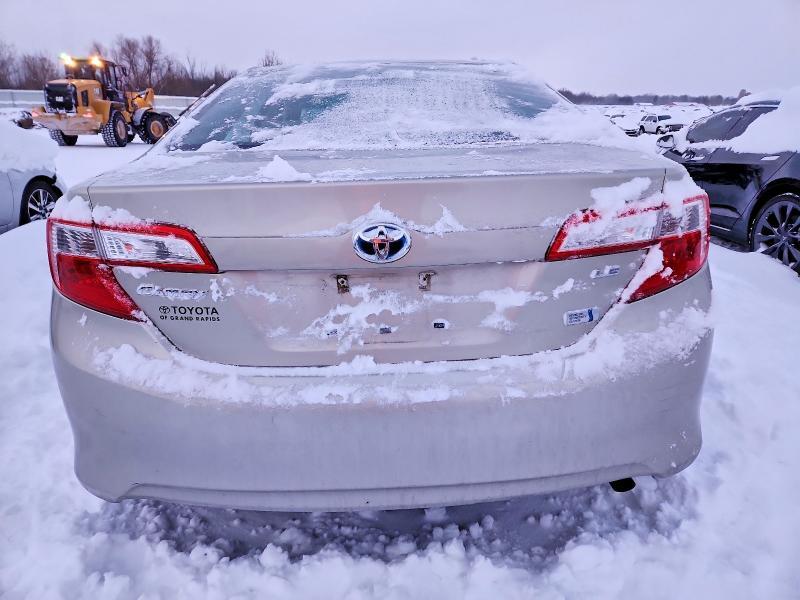 2014 Toyota Camry Hybrid