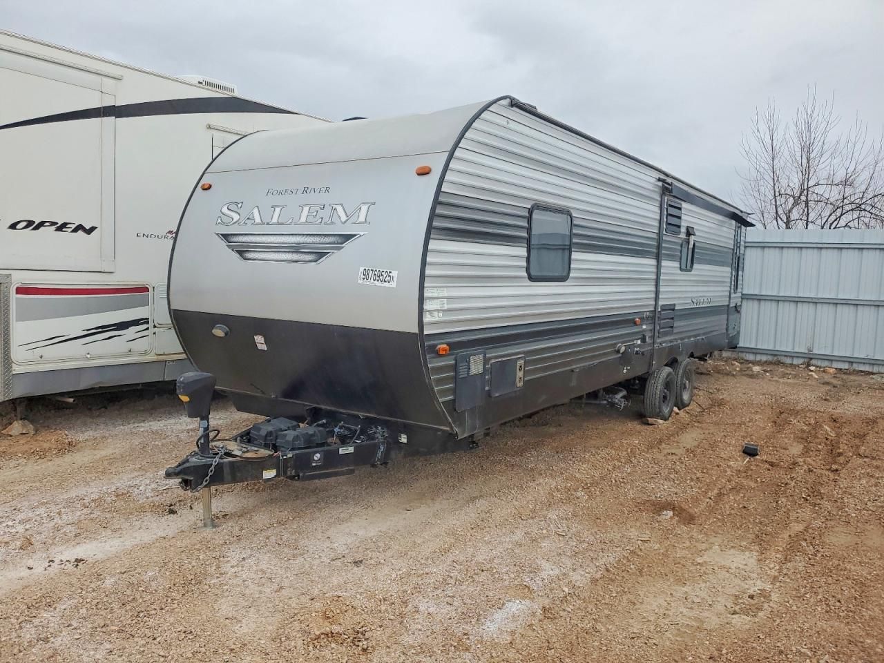 2020 Forest River 27red