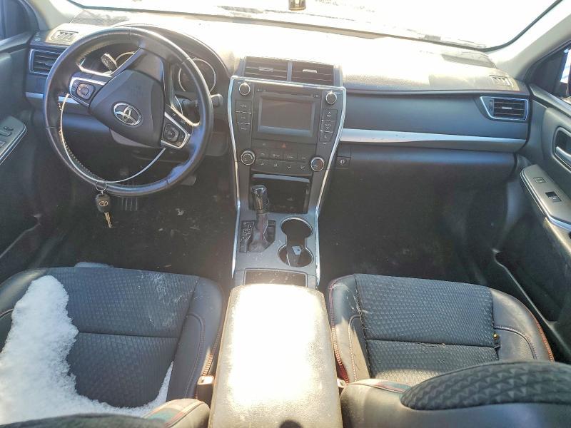 2015 Toyota Camry le