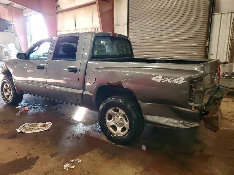 2005 Dodge Dakota Quattro
