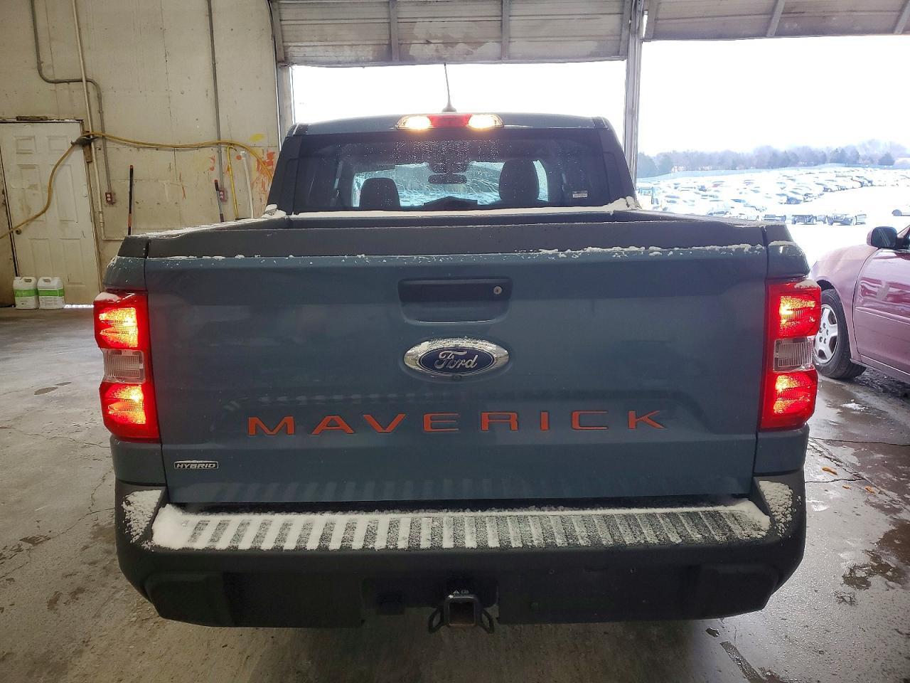 2022 Ford Maverick XL