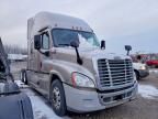2016 Freightliner Cascadia 125 Semi Truck