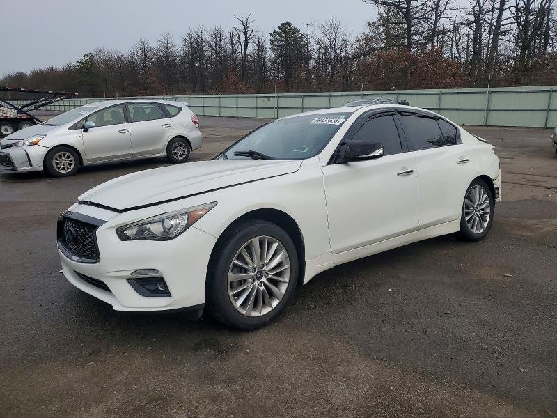 2018 Infiniti Q50 Luxe