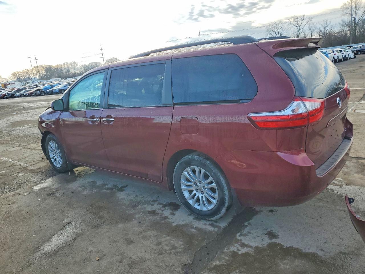 2016 Toyota Sienna xle