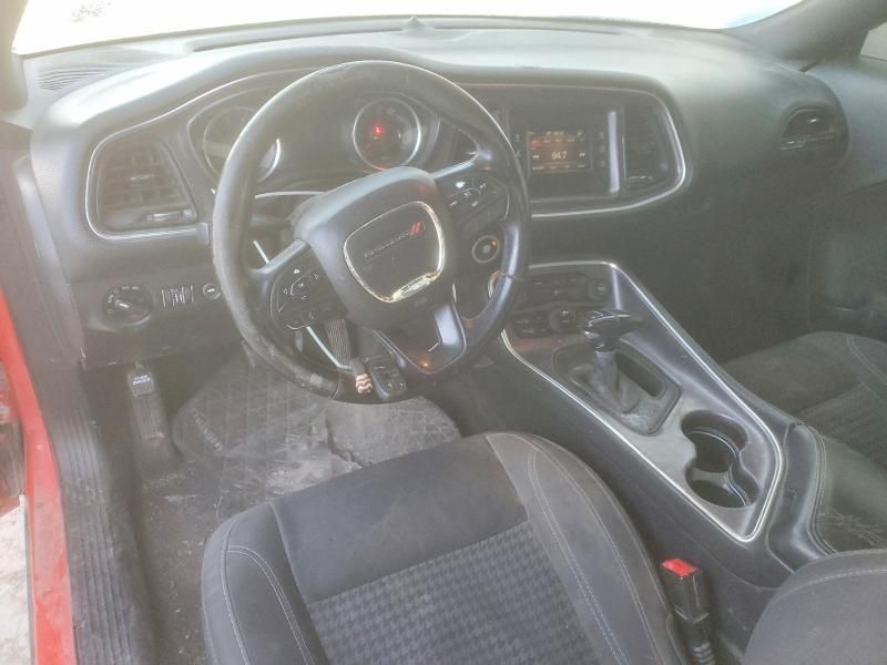 2016 Dodge Challenger sxt