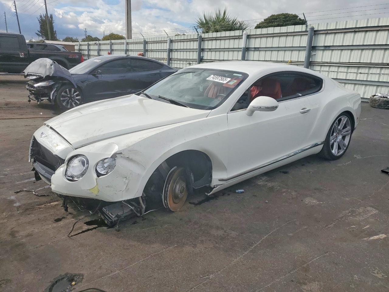 2014 Bentley Continental gt V8