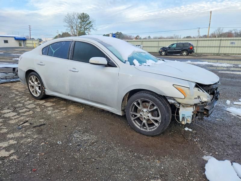 2014 Nissan Maxima s