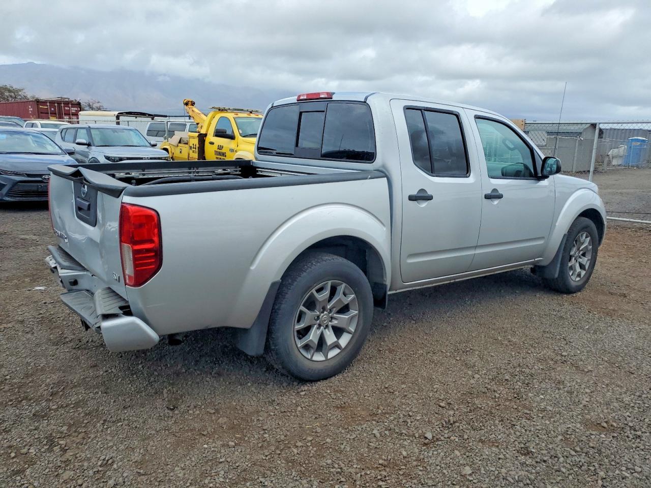 2020 Nissan Frontier s