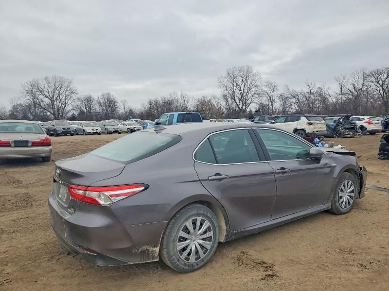 2020 Toyota Camry le