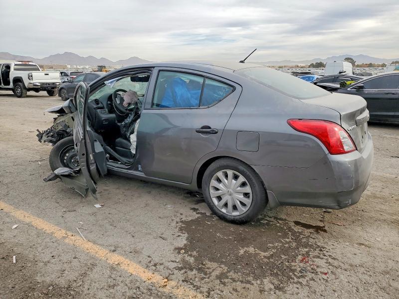 2016 Nissan Versa s