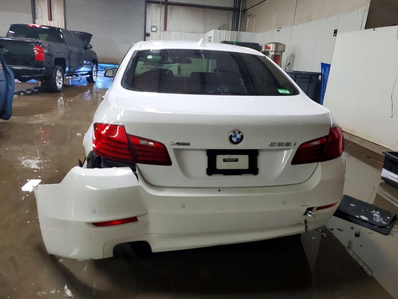2016 BMW 528 xi