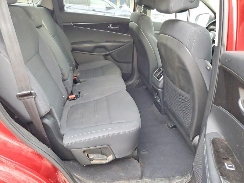 2017 KIA Sorento lx V6