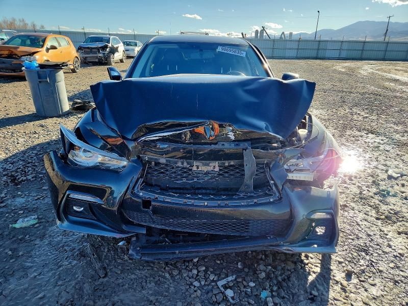 2018 Infiniti Q50 Luxe