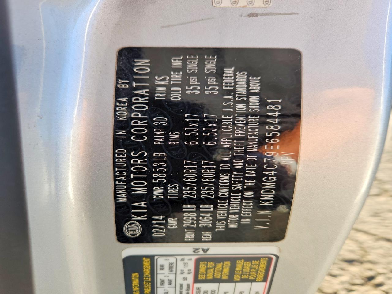 2014 KIA Sedona lx