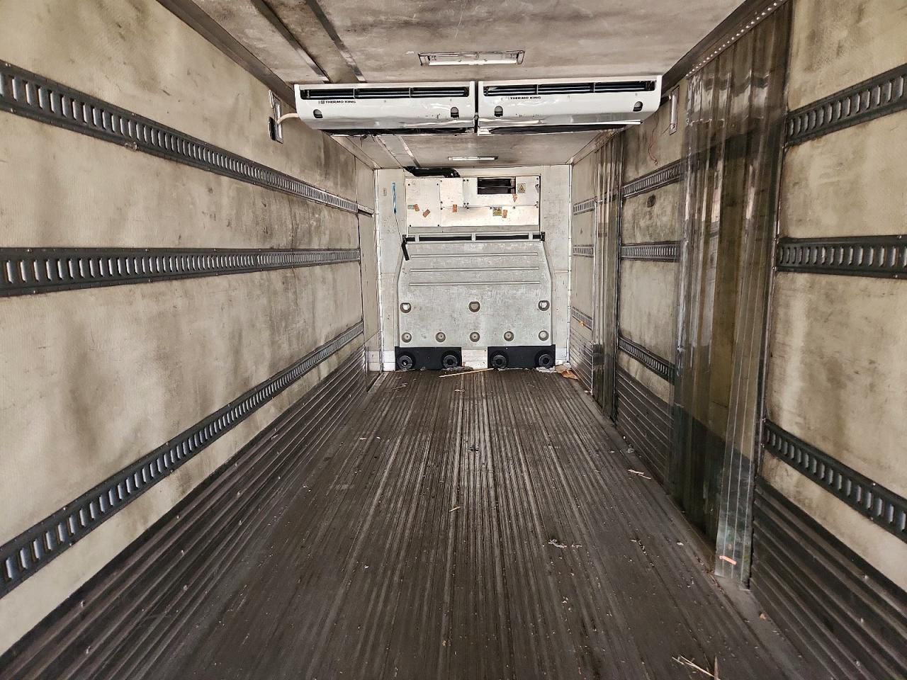 2010 Utility VS2RA Refrigerated Van Trailer