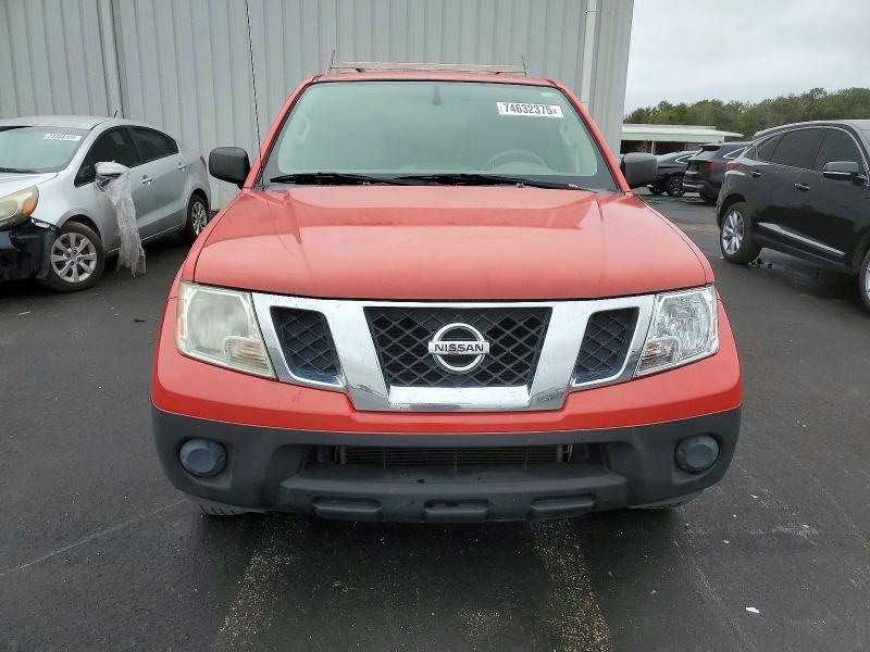 2016 Nissan Frontier s