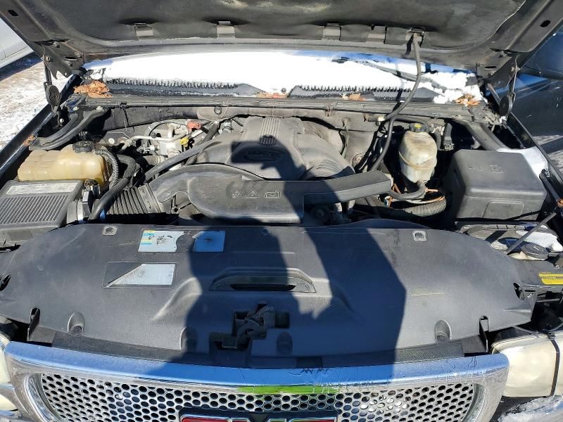 2004 GMC Yukon Denali